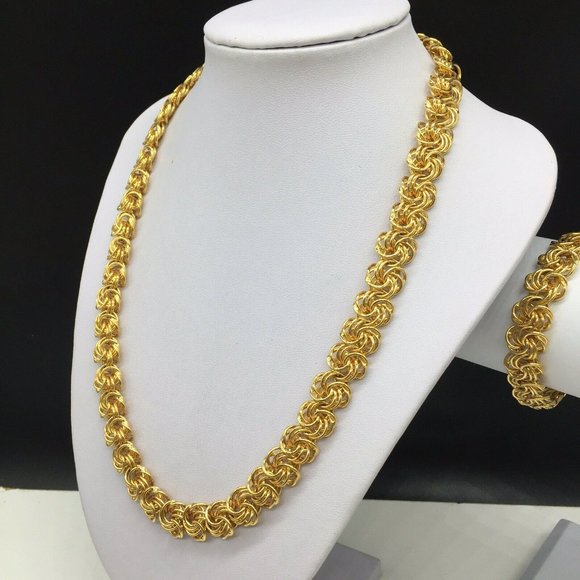 Vintage NAPIER Gold Tone Chain Necklace Set - Picture 2 of 4